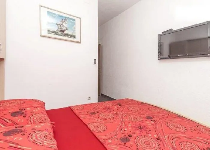 Appartement And Misic