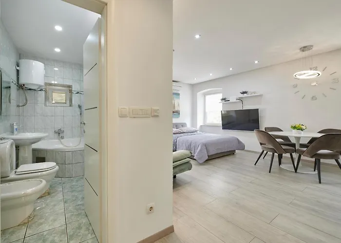 And Misic Appartement *
